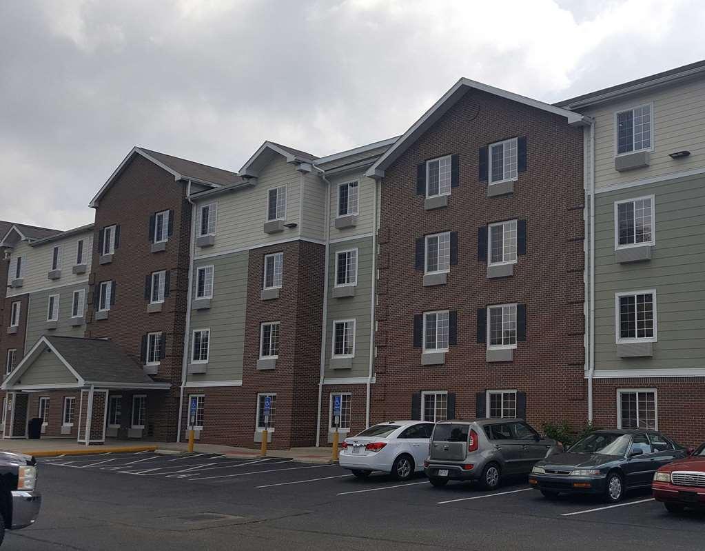 Extended Stay America Select Suites - Akron - South Portage Lakes Exterior photo