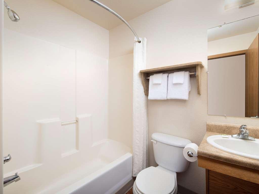 Extended Stay America Select Suites - Akron - South Portage Lakes Exterior photo
